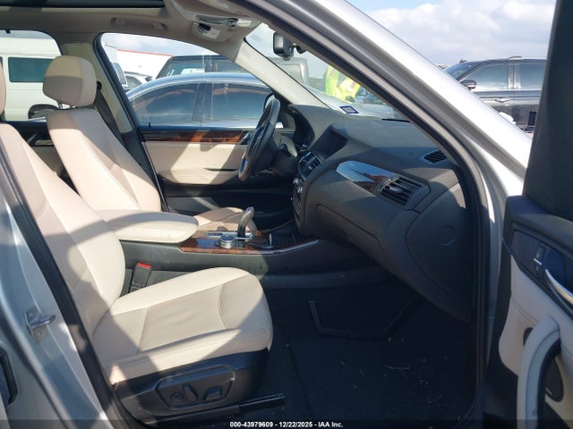 Продаж на аукціоні авто 2016 Bmw X3 Xdrive28i, vin: 5UXWX9C54G0D79713, номер лоту: 43979609
