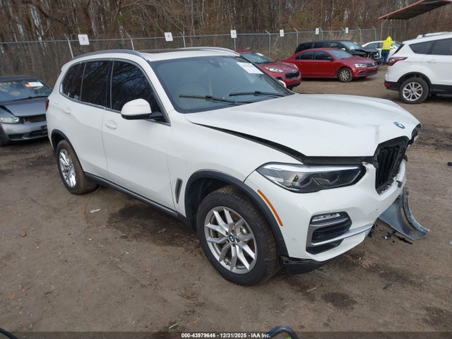 2020 BMW X5 5UXCR6C08L9C41033