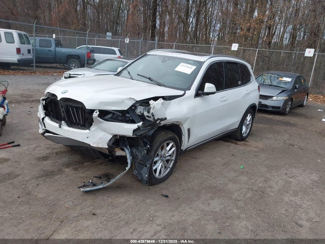 2020 BMW X5 5UXCR6C08L9C41033 Photo 1