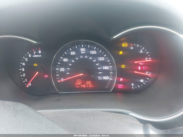 Продажа на аукционе авто 2015 Kia Sorento Lx, vin: 5XYKT3A64FG599752, номер лота: 43979655