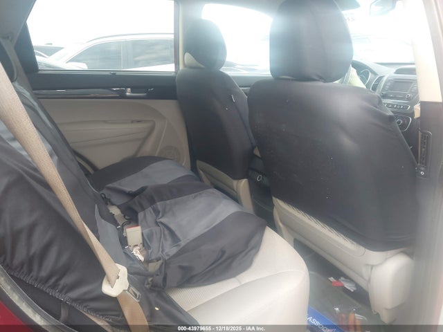 Продажа на аукционе авто 2015 Kia Sorento Lx, vin: 5XYKT3A64FG599752, номер лота: 43979655