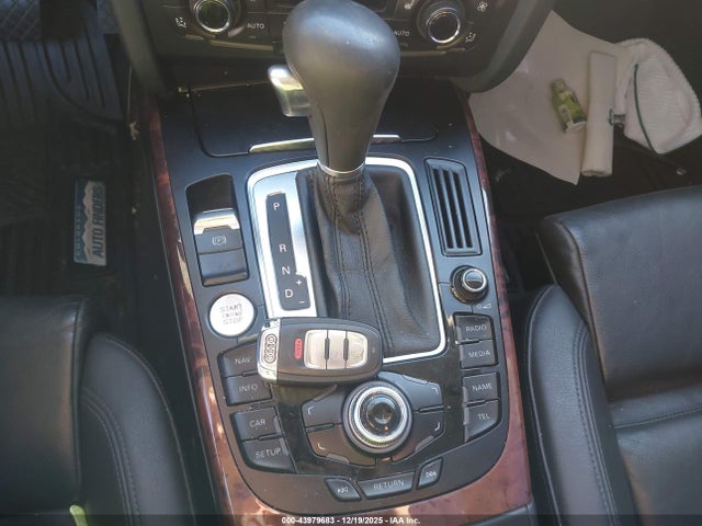 2011 AUDI A5 WAUVFAFR1BA020025 Photo 10