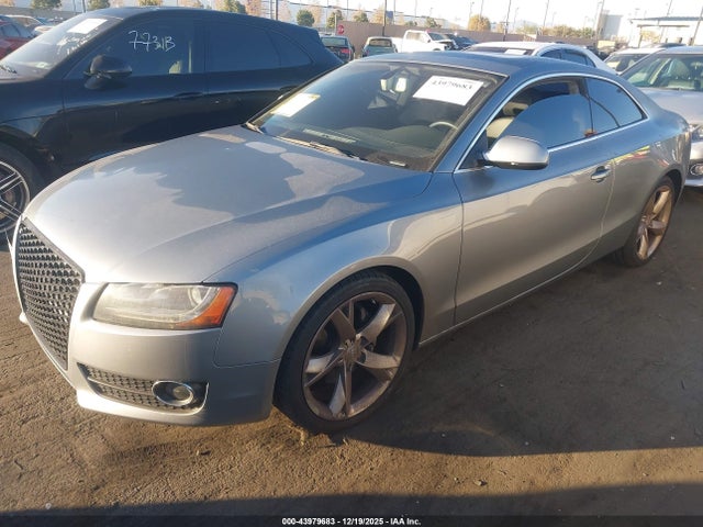 2011 AUDI A5 WAUVFAFR1BA020025 Photo 1