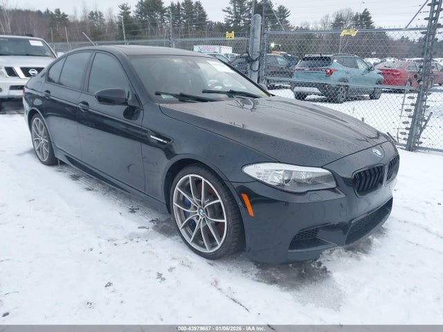 2013 BMW M5 WBSFV9C52DC773301