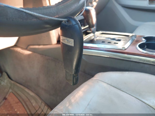 2010 CHRYSLER 300C 2C3CK6CT6AH148221 Photo 10