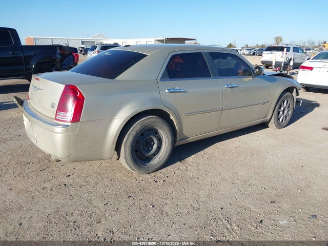 2010 CHRYSLER 300C 2C3CK6CT6AH148221 Photo 3