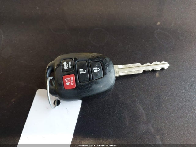 Toyota COROLLA SE 2017 5YFBURHE0HP640146 Image 11