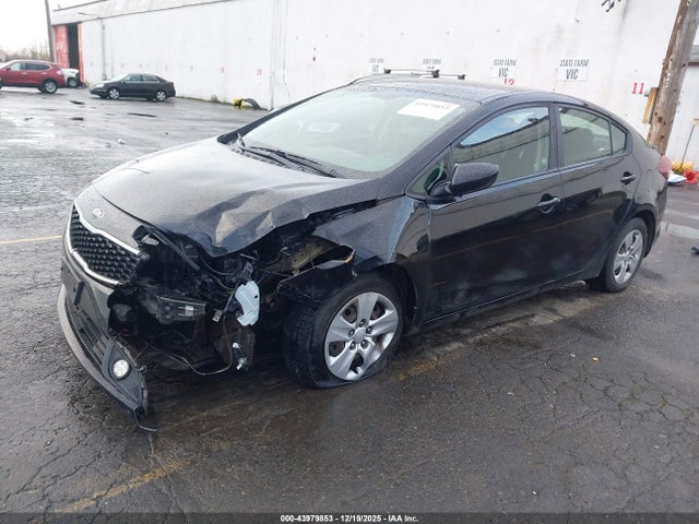 3KPFK4A7XHE152281 KIA FORTE LX