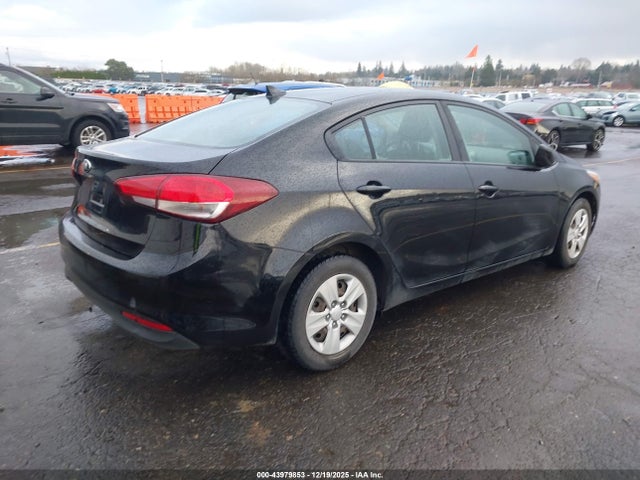 3KPFK4A7XHE152281 KIA FORTE LX
