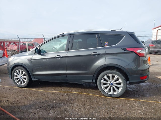 Ford Escape Titanium 2017 1FMCU0J95HUC04811 Image 14