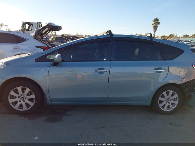 Toyota Prius V Four 2016 JTDZN3EU2GJ041434 Image 14