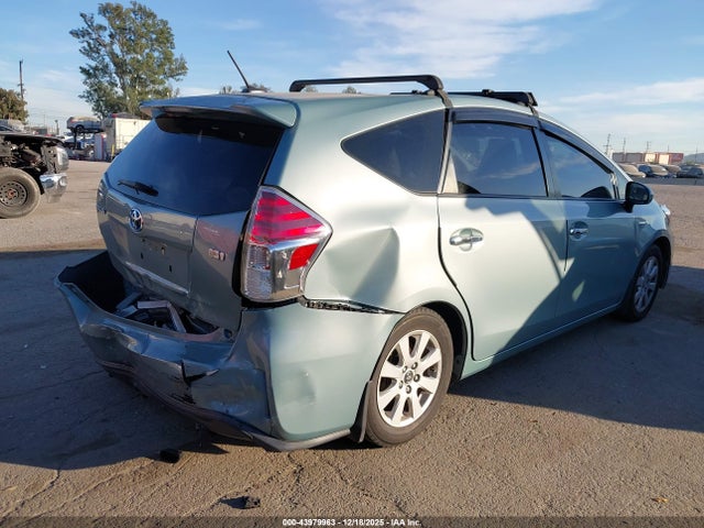 Toyota Prius V Four 2016 JTDZN3EU2GJ041434 Image 4