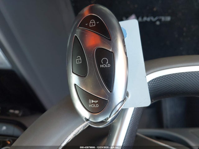 KMHLS4DG3SU857989 Hyundai Elantra Sel Convenience
