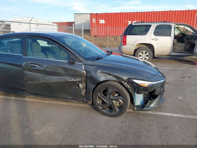 KMHLS4DG3SU857989 Hyundai Elantra Sel Convenience