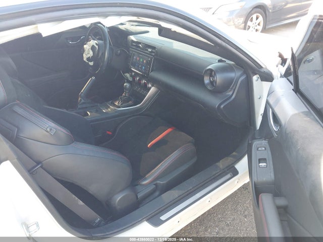 Subaru Brz Limited 2024 JF1ZDBE19R8701729 Image 5