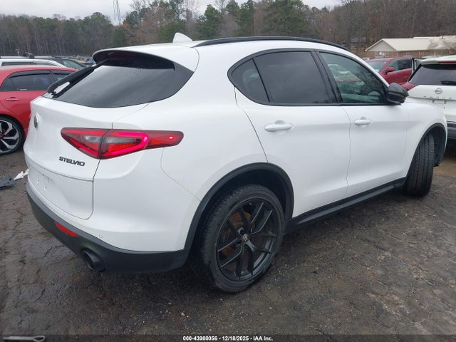 2020 ALFA ROMEO STELVIO ZASPAJAN0L7C75625 Photo 3