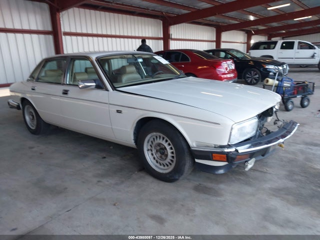 1992 JAGUAR XJ6 SAJKY1740NC665357