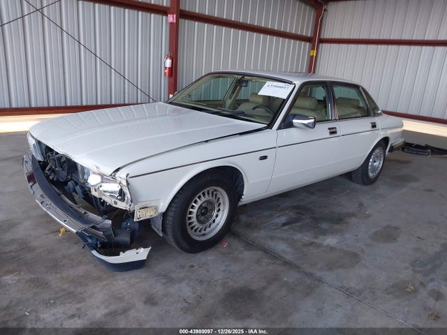 1992 JAGUAR XJ6 SAJKY1740NC665357 Photo 1