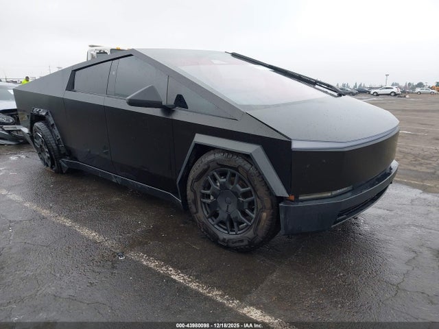 2024 TESLA CYBERTRUCK 7G2CEHED0RA001313 Photo 0