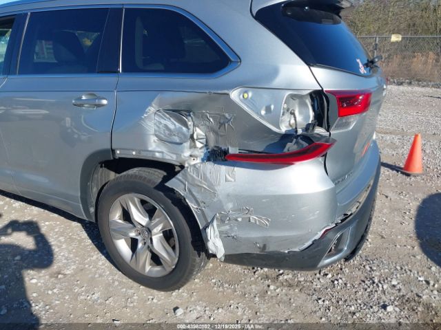 2017 TOYOTA HIGHLANDER 5TDYZRFH5HS195869 Photo 5