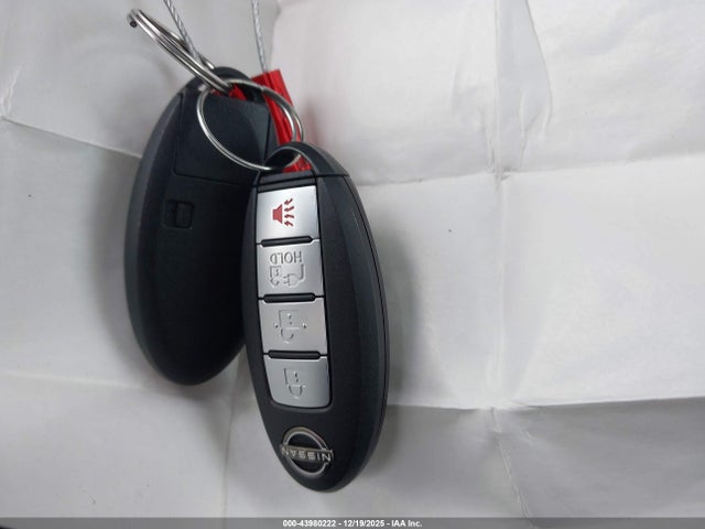 2023 NISSAN LEAF 1N4CZ1CV4PC552793 Photo 10