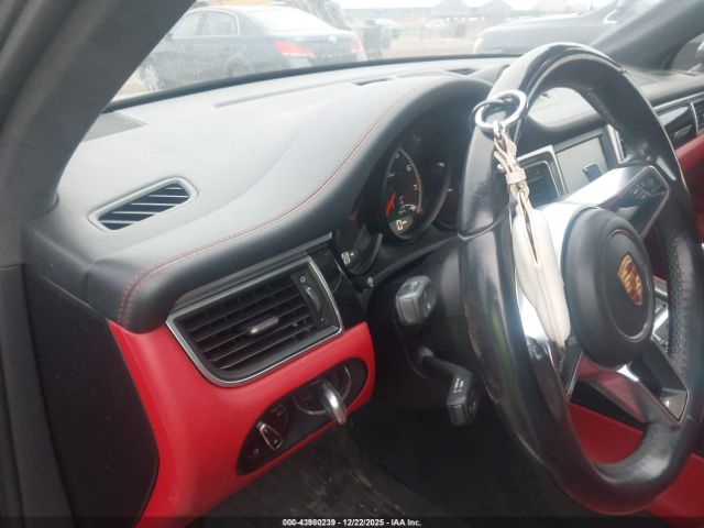 2015 PORSCHE MACAN WP1AF2A55FLB92868 Photo 10