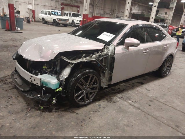 Lexus IS 250 2015 JTHBF1D2XF5044204 Image 2