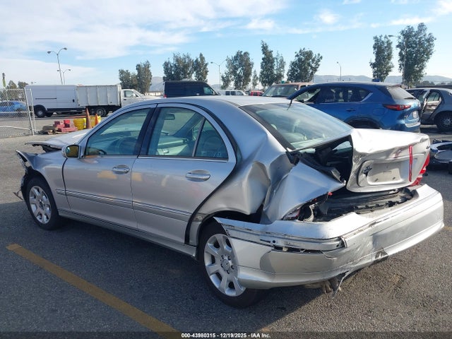 Aukcja sprzedaży 2005 Mercedes-benz C 240 Luxury 4matic, vin: WDBRF81JX5F677121, numer aukcji: 43980315