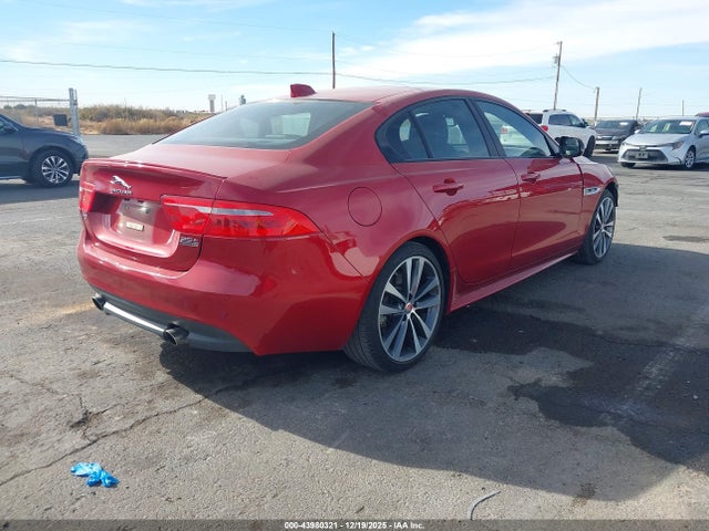 2017 JAGUAR XE SAJAL4BV0HA947770 Photo 3