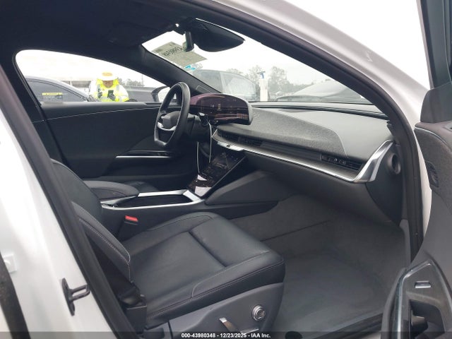 50EA1PGA7RA006048 Lucid Air Pure