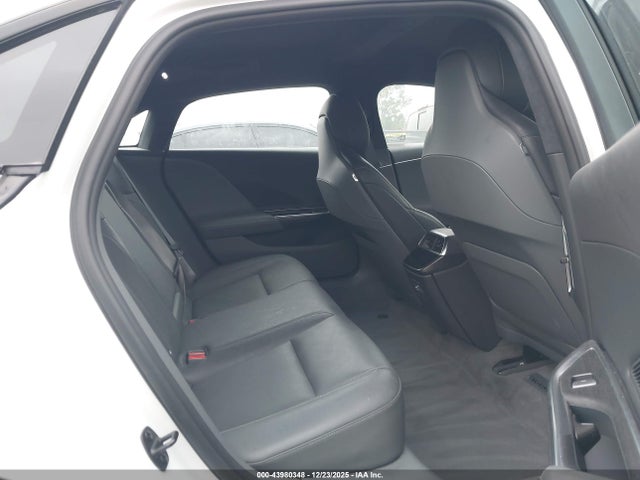 50EA1PGA7RA006048 Lucid Air Pure