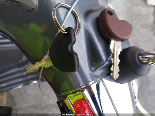 ZAPM818G8N5906021 Vespa Primavera/sprint 150