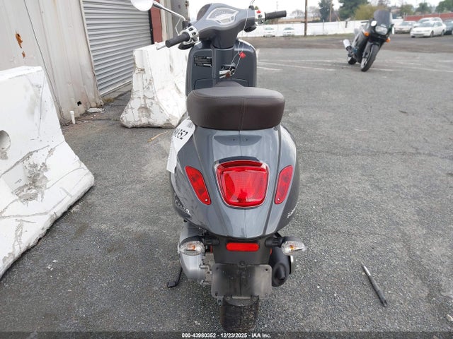 ZAPM818G8N5906021 Vespa Primavera/sprint 150