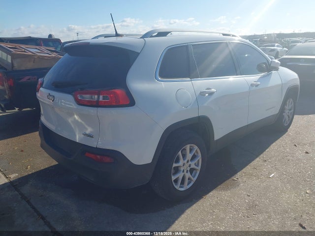 Jeep Cherokee 2016 1C4PJMCB8GW241540 Image 4