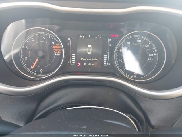 Jeep Cherokee 2016 1C4PJMCB8GW241540 Image 7