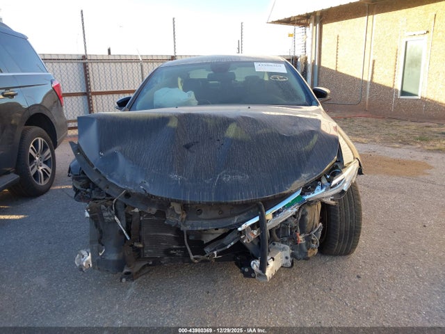 2017 Chrysler 200 Limited Platinum მანქანა იყიდება აუქციონზე, vin: 1C3CCCAB2HN501075, აუქციონის ნომერი: 43980369