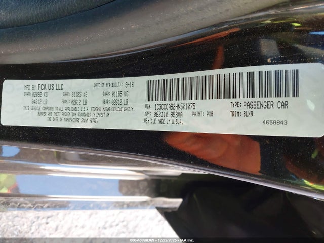 2017 Chrysler 200 Limited Platinum მანქანა იყიდება აუქციონზე, vin: 1C3CCCAB2HN501075, აუქციონის ნომერი: 43980369