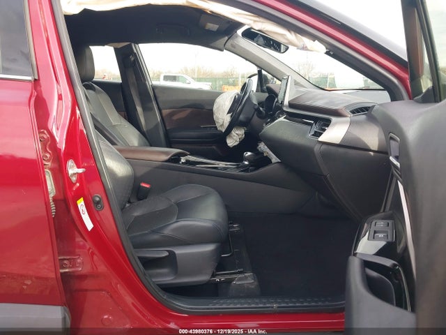 JTNKHMBX9K1013471 Toyota C-hr Limited