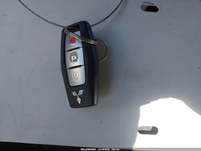 2022 MITSUBISHI OUTLANDER JA4J3TA88NZ025680 Photo 10