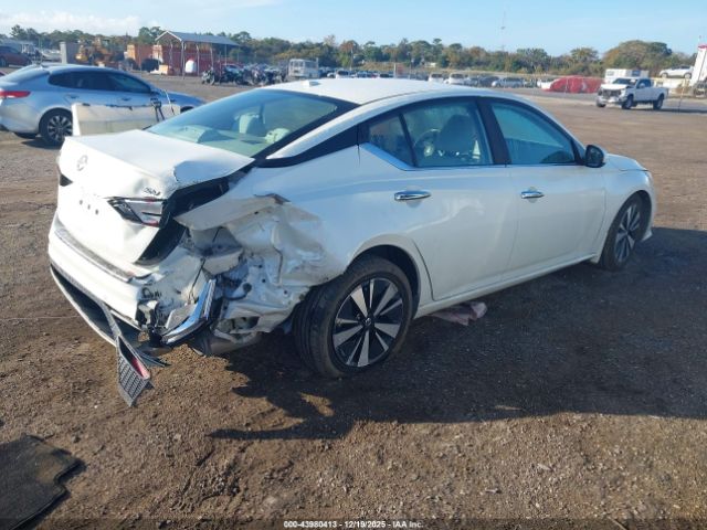 2021 NISSAN ALTIMA 1N4BL4DV5MN353832 Photo 3