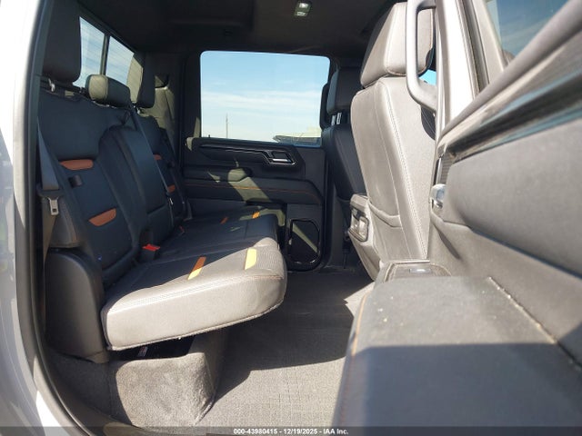 1GT4UPEY0SF123357 GMC Sierra 2500hd 4wd Standard Bed At4