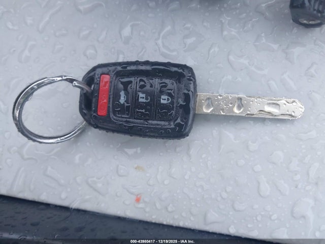 1HGCR2F34HA232690 Honda ACCORD LX