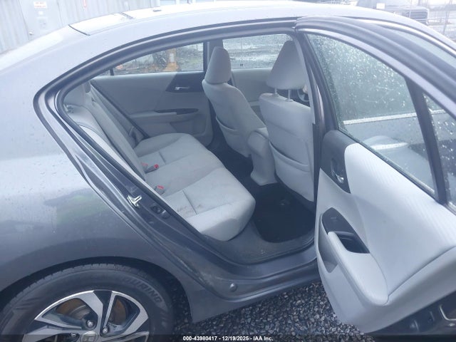 1HGCR2F34HA232690 Honda ACCORD LX