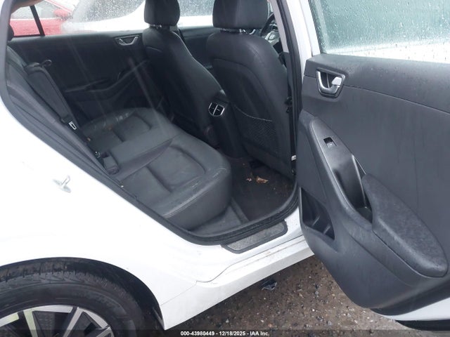 KMHC85LJ7LU076556 Hyundai Ioniq Electric Limited
