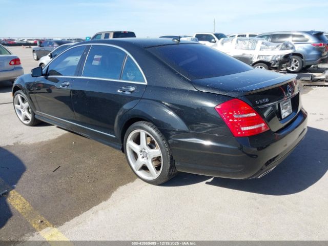 2013 MERCEDES-BENZ S 550 WDDNG7DB4DA516423 Photo 2