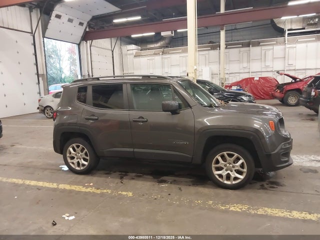 Jeep Renegade Latitude 4x4 2018 ZACCJBBB6JPH10391 Image 13