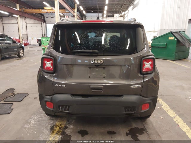 Jeep Renegade Latitude 4x4 2018 ZACCJBBB6JPH10391 Image 16