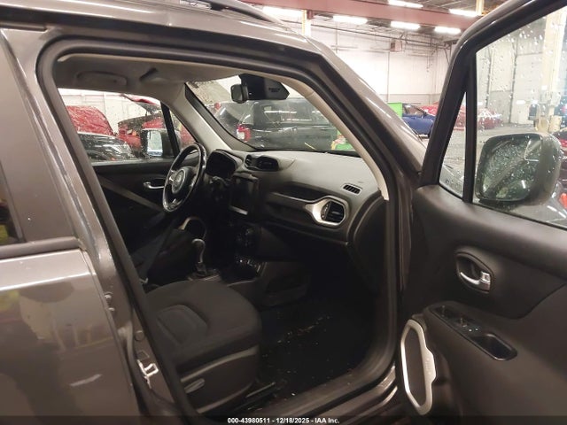 Jeep Renegade Latitude 4x4 2018 ZACCJBBB6JPH10391 Image 5