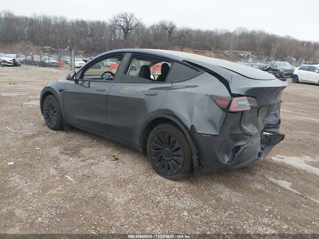 2023 TESLA MODEL Y 7SAYGDEE4PA041656 Photo 2
