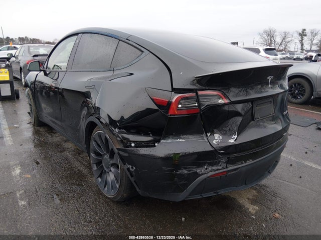 43980538 :رقم المزاد ، 7SAYGDEF2NF380201 vin ، 2022 Tesla Model Y Performance Dual Motor All-wheel Drive مزاد بيع